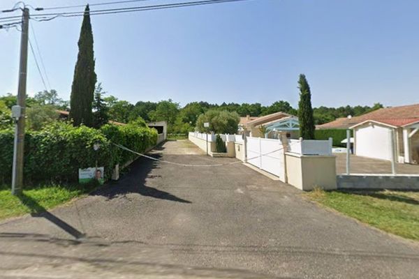 Terrain viabilisé de 800 m² à vendre à AUREILHAN (40200)